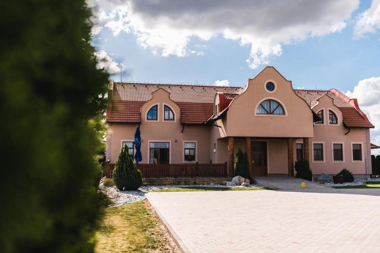 Motel Ard Sarovce Ngoại thất bức ảnh
