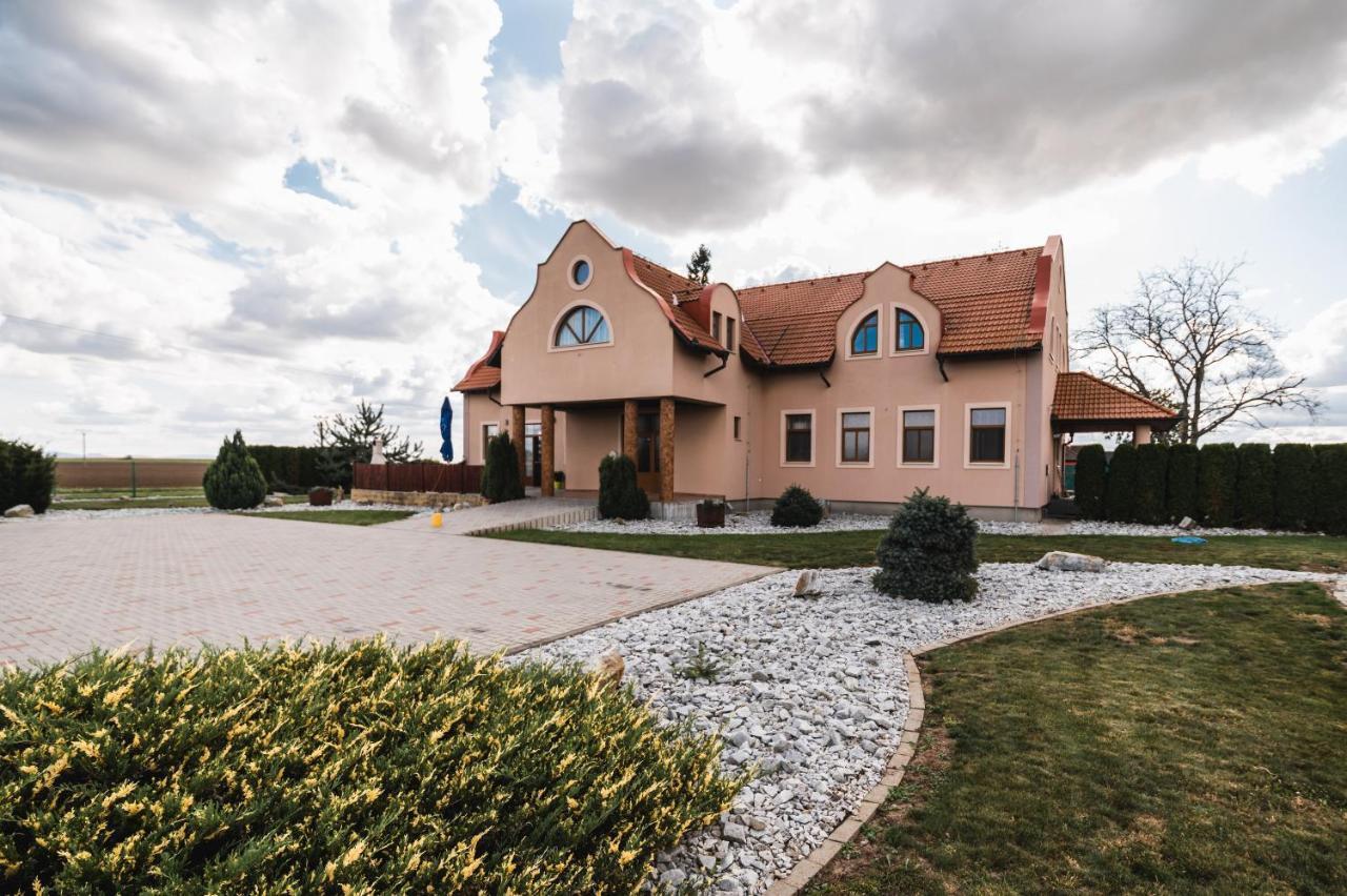 Motel Ard Sarovce Ngoại thất bức ảnh